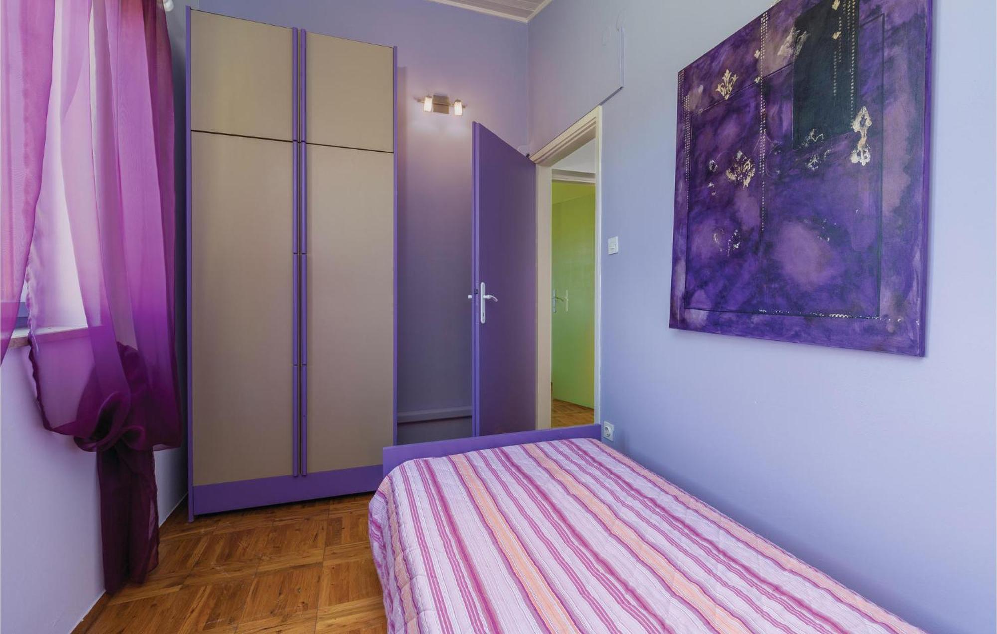 Cozy Apartment In Tar With House Sea View Tar-Vabriga 외부 사진