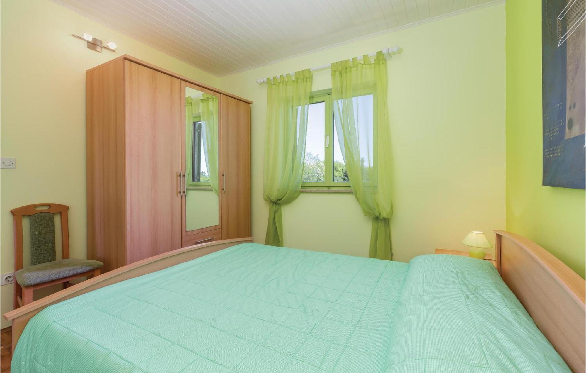Cozy Apartment In Tar With House Sea View Tar-Vabriga 외부 사진
